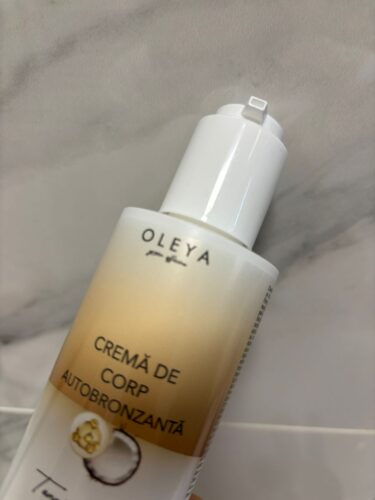 Click to view full screen Sun Kissed Tan Lotion - Cremă de corp autobronzanta cu DHA, Colagen si Ulei de Cocos photo review